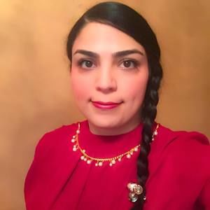 Meet your Posher, Mahsa